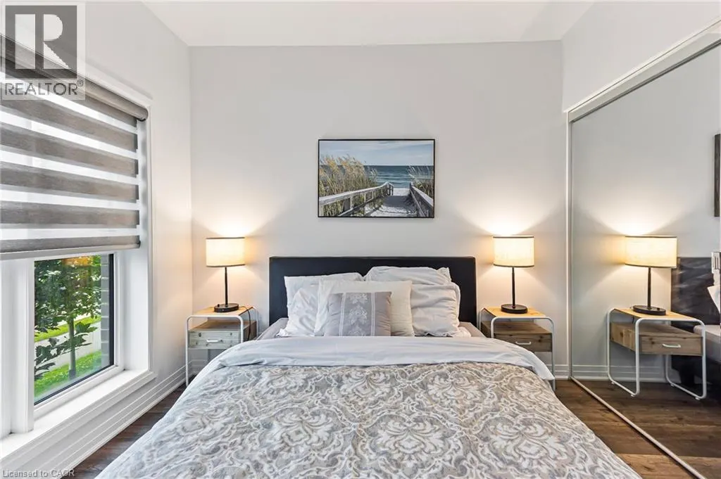 102 GROVEWOOD Common Unit# 121, #121