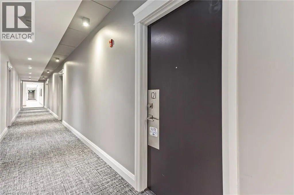 102 GROVEWOOD Common Unit# 121, #121