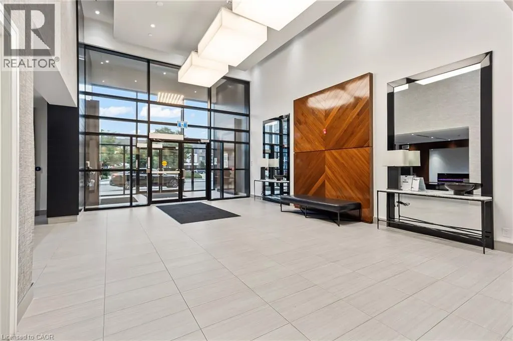 102 GROVEWOOD Common Unit# 121, #121