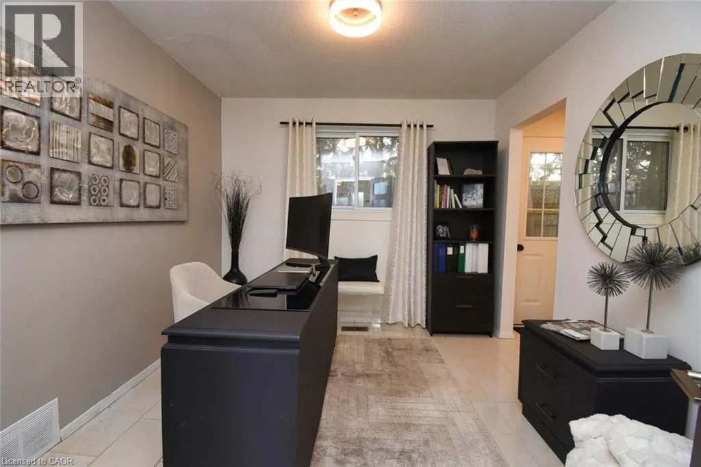 14 BASIN Crescent