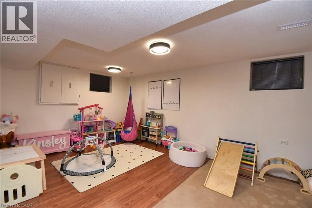 14 BASIN Crescent