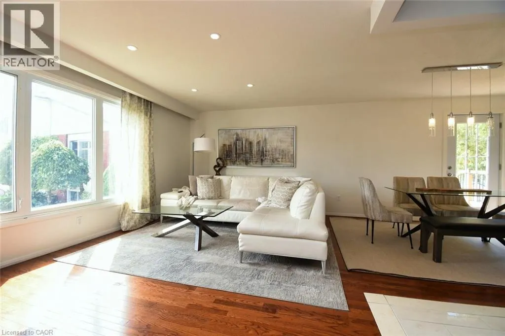 14 BASIN Crescent