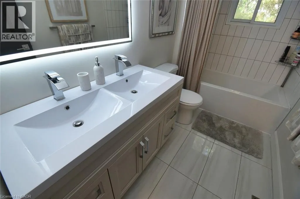 14 BASIN Crescent