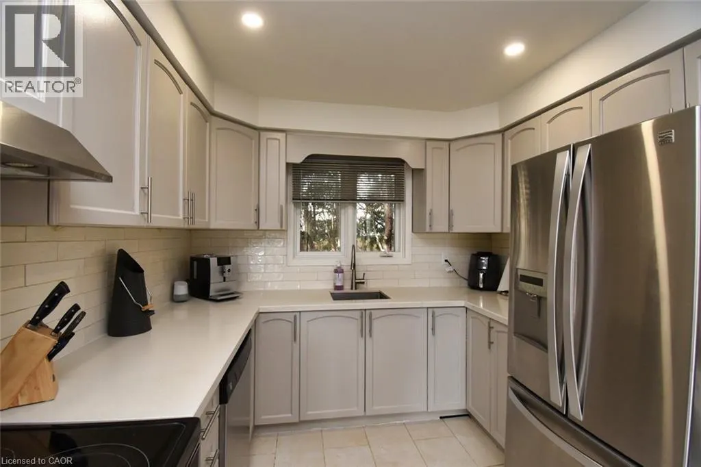 14 BASIN Crescent