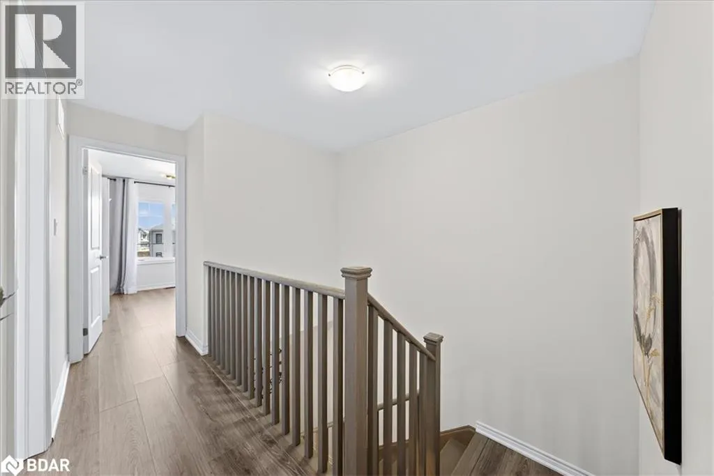 84 FERRAGINE Crescent