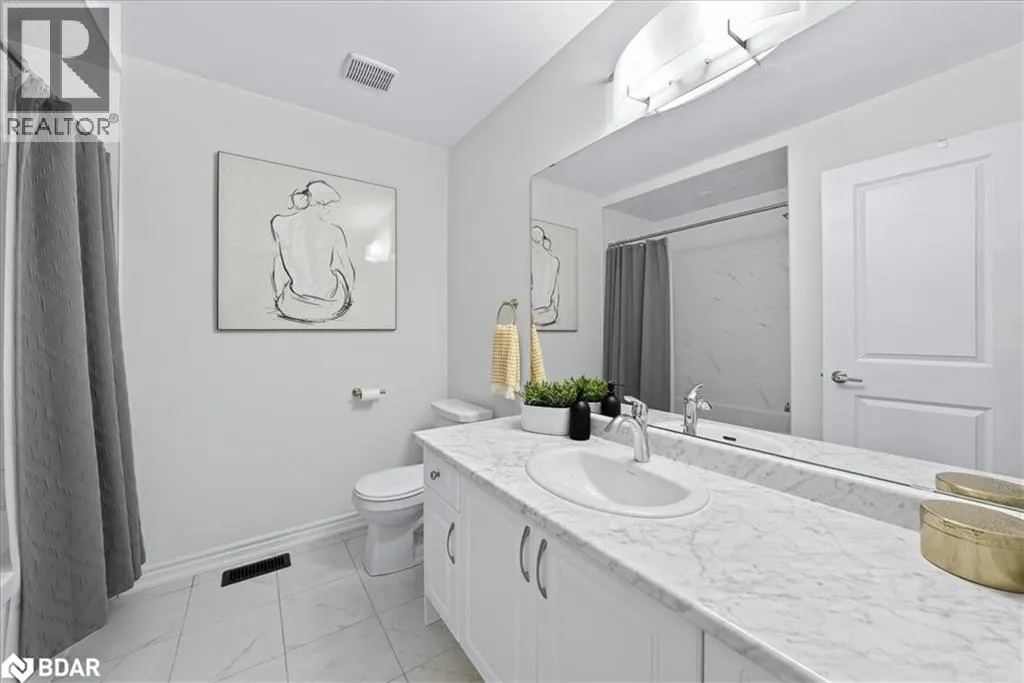 84 FERRAGINE Crescent