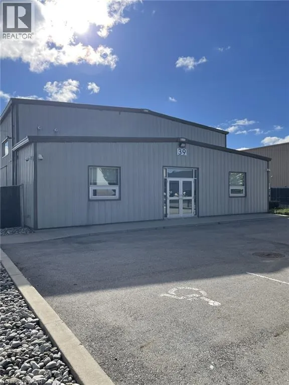 39 DITTON Drive Unit# 1, #1