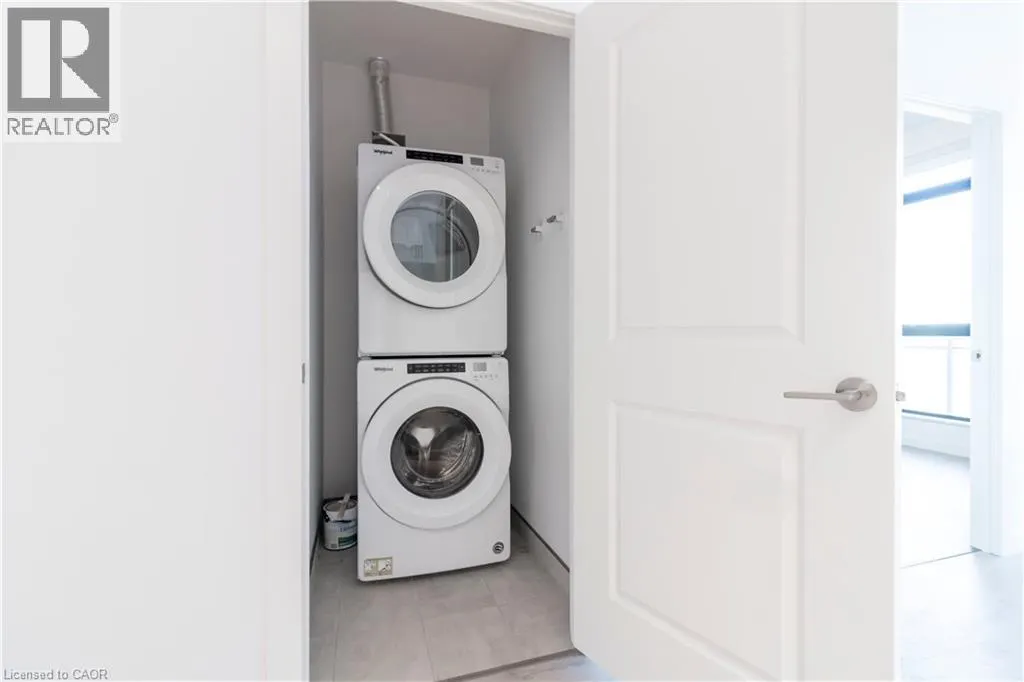 181 KING Street S Unit# PH1908, #PH1908