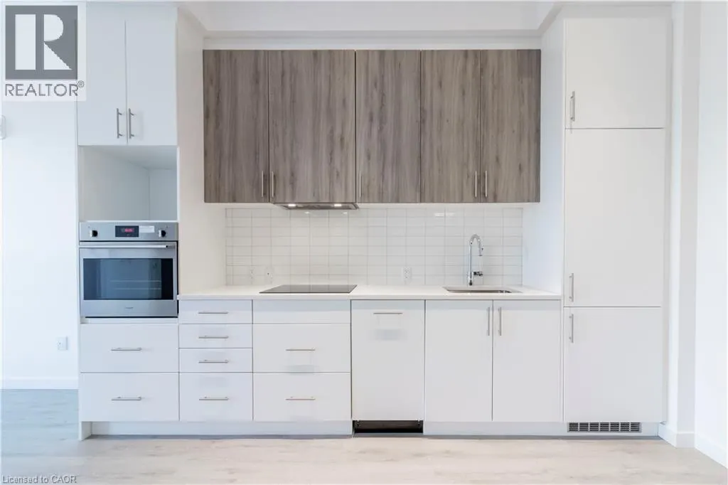 181 KING Street S Unit# PH1908, #PH1908