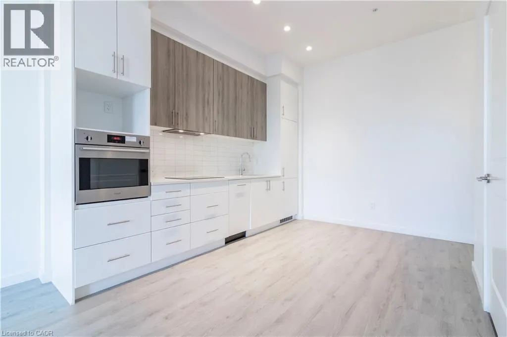 181 KING Street S Unit# PH1908, #PH1908