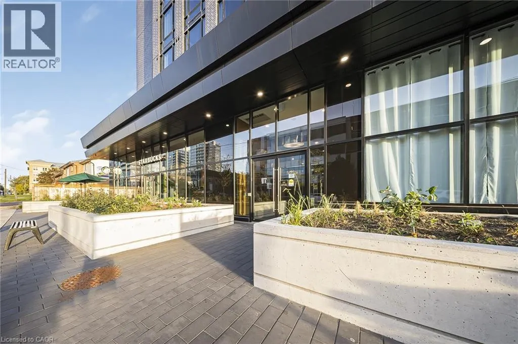145 COLUMBIA Street W Unit# 909, #909