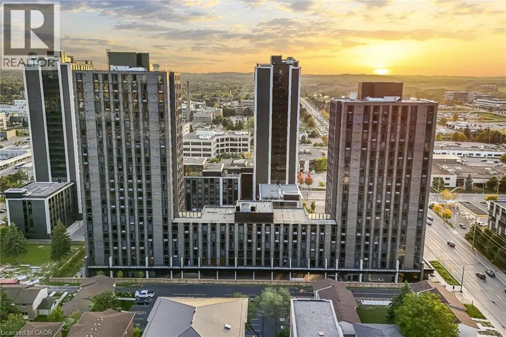 145 COLUMBIA Street W Unit# 909, #909