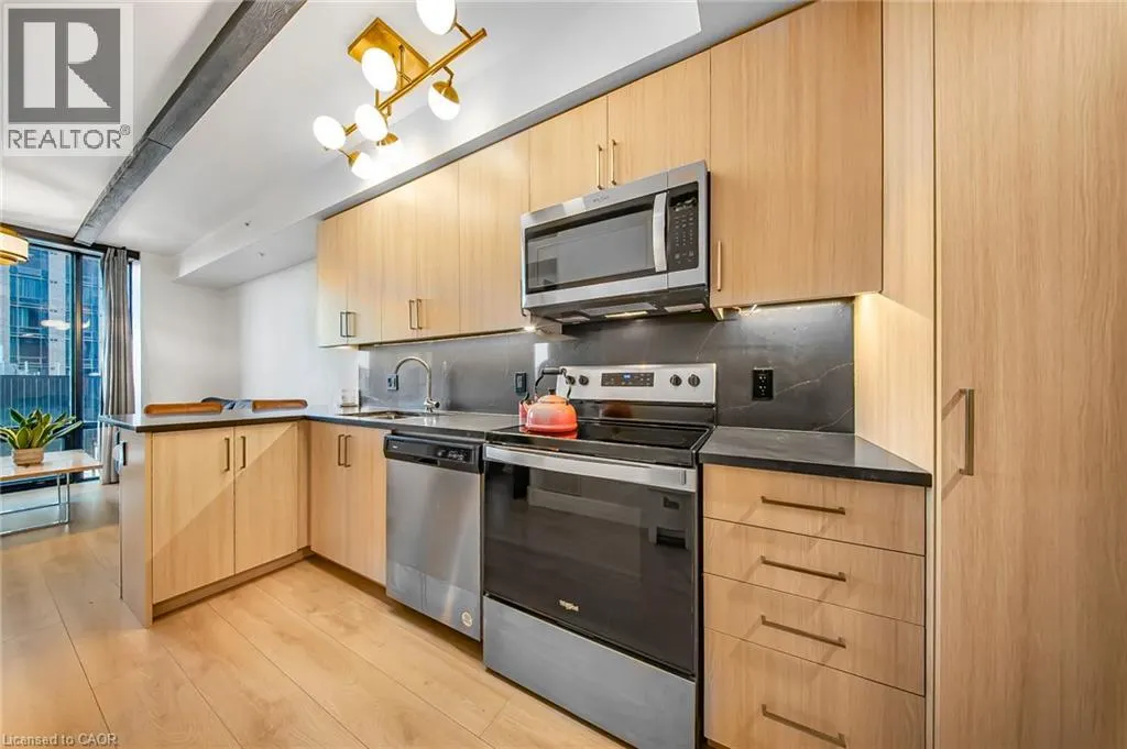 145 COLUMBIA Street W Unit# 909, #909