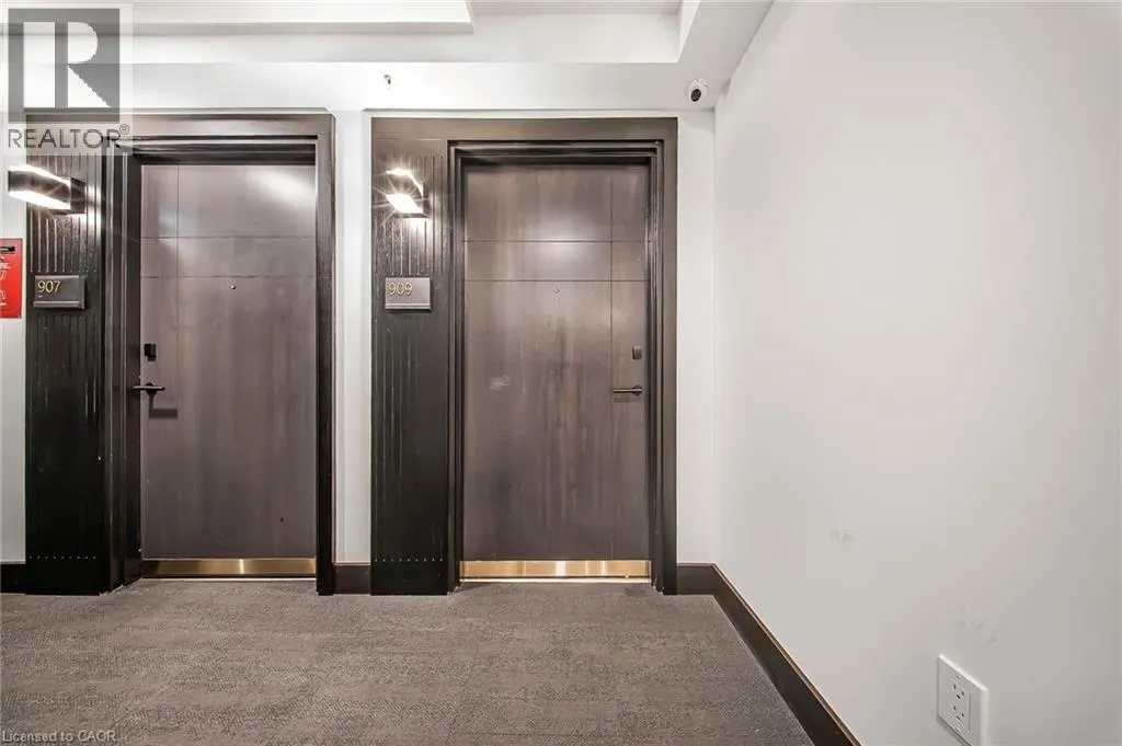145 COLUMBIA Street W Unit# 909, #909