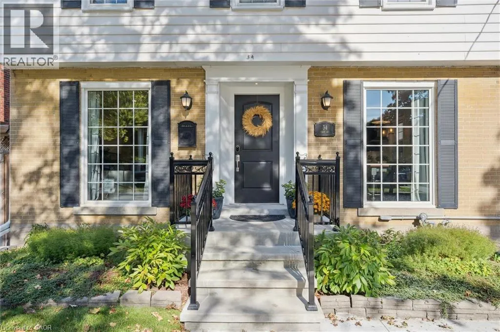 34 EAST Avenue