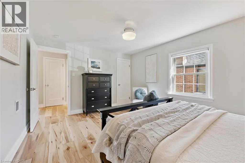 34 EAST Avenue