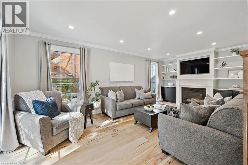 34 EAST Avenue