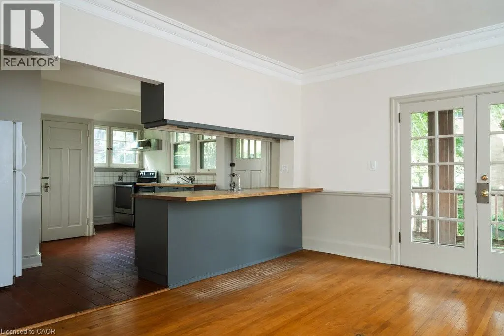 36 MOUNTWOOD Avenue