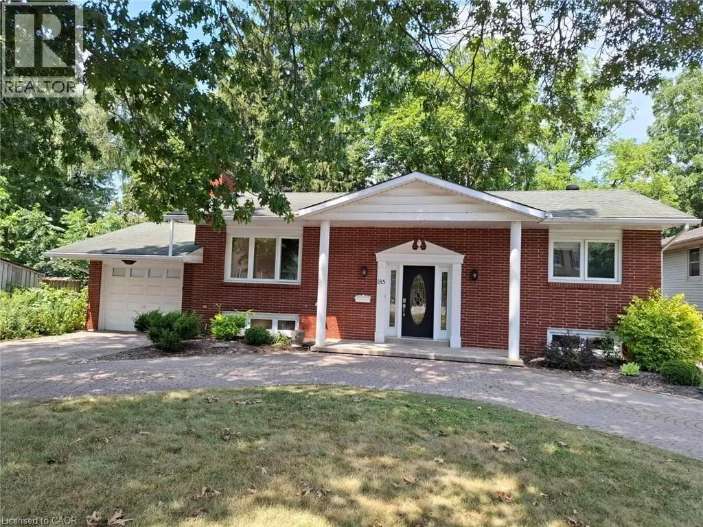 185 FRONT Street E