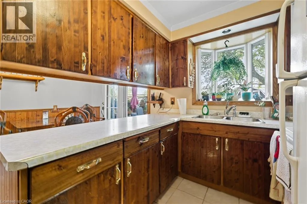 86 BALMORAL Drive
