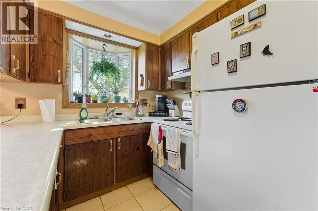 86 BALMORAL Drive
