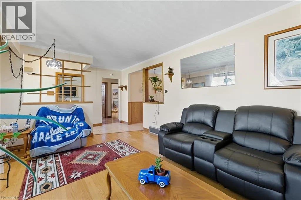 86 BALMORAL Drive