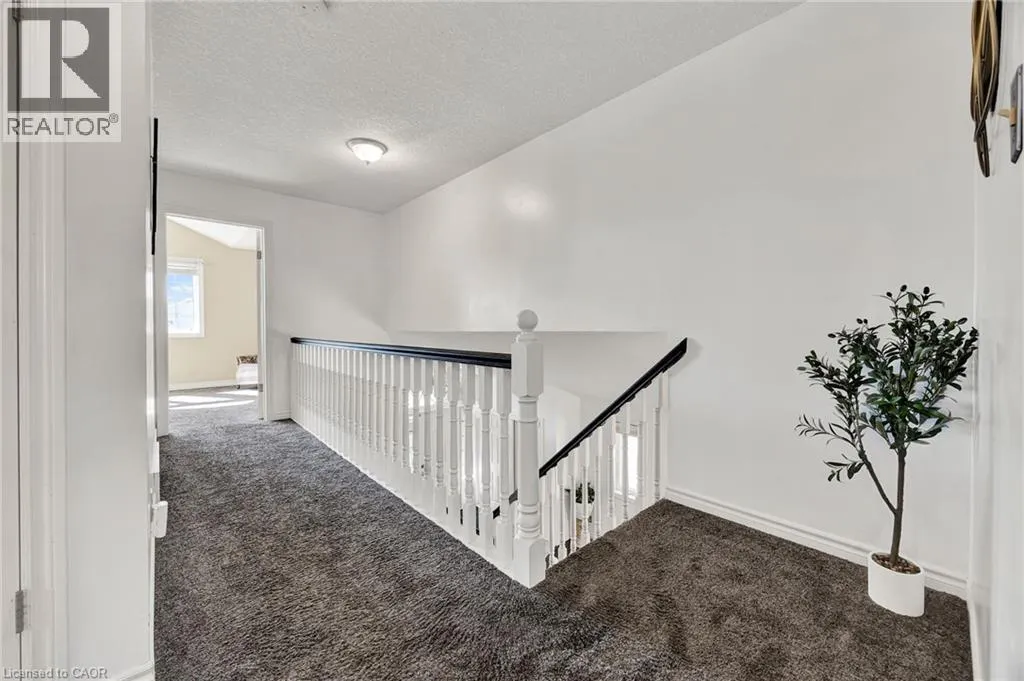 14 KELLER Crescent