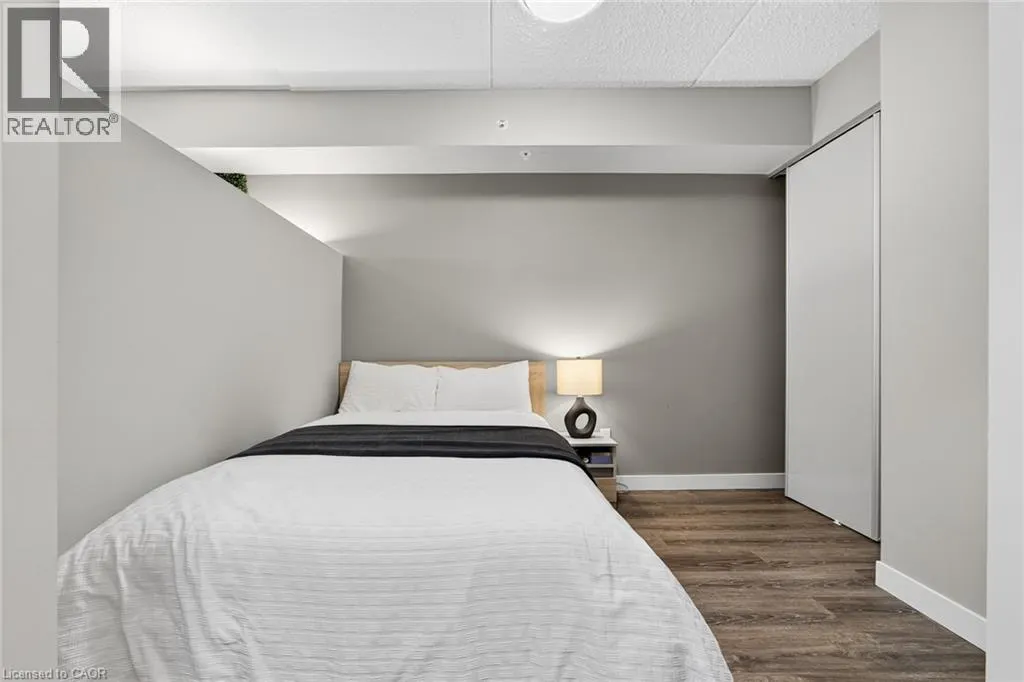 308 LESTER Street Unit# 406, #406