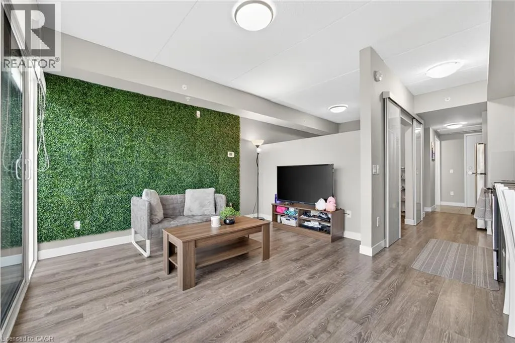 308 LESTER Street Unit# 406, #406
