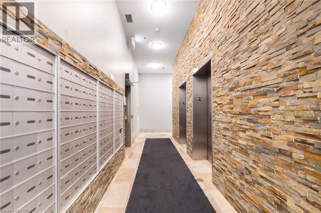 308 LESTER Street Unit# 406, #406