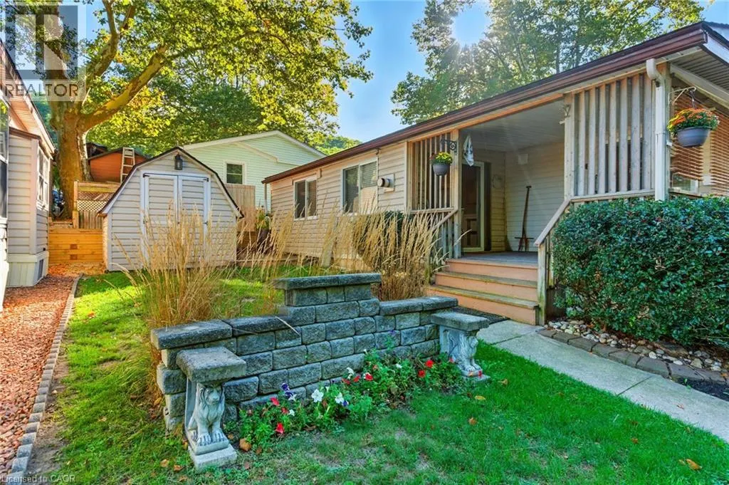 23 FOUR MILE CREEK Road Unit# 411, #411