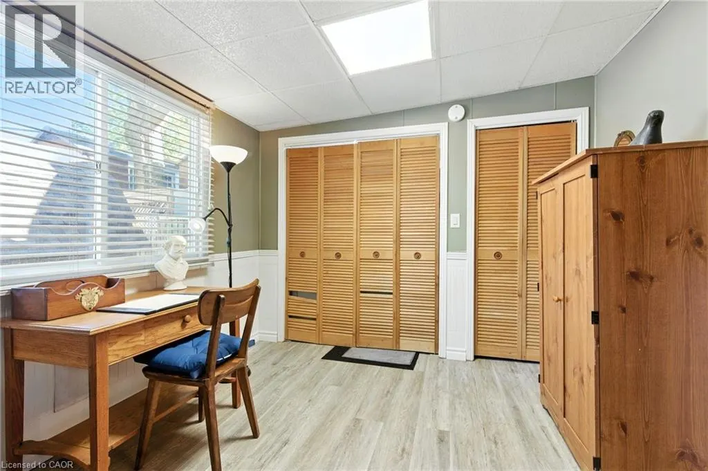 23 FOUR MILE CREEK Road Unit# 411, #411