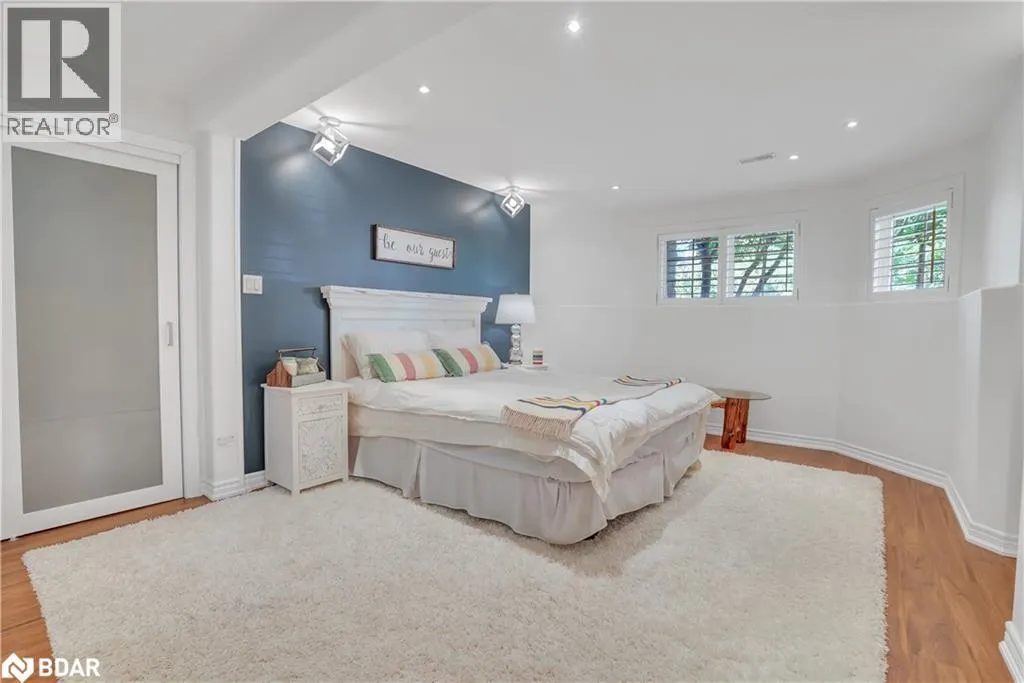 28 WINDSOR Crescent