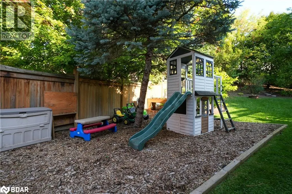 28 WINDSOR Crescent