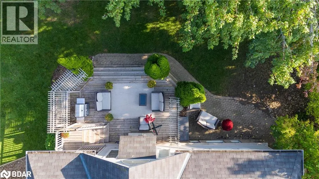 28 WINDSOR Crescent
