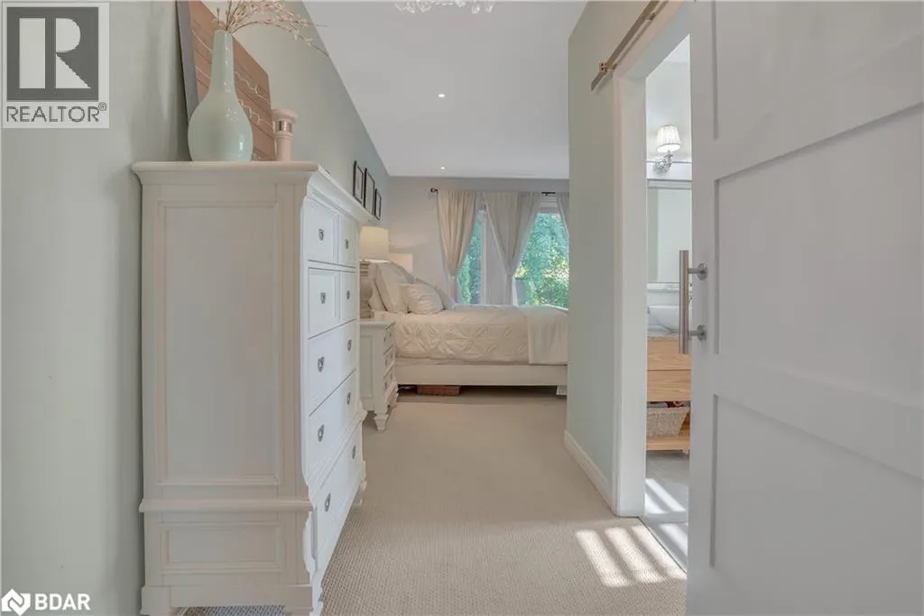 28 WINDSOR Crescent