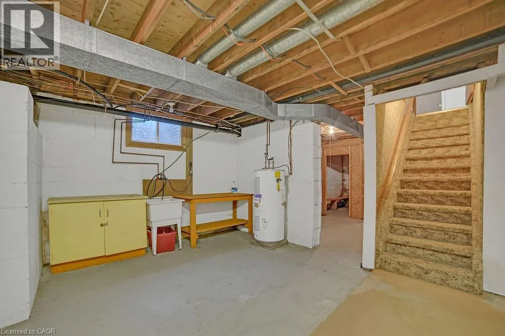 585 JUNCTION Road