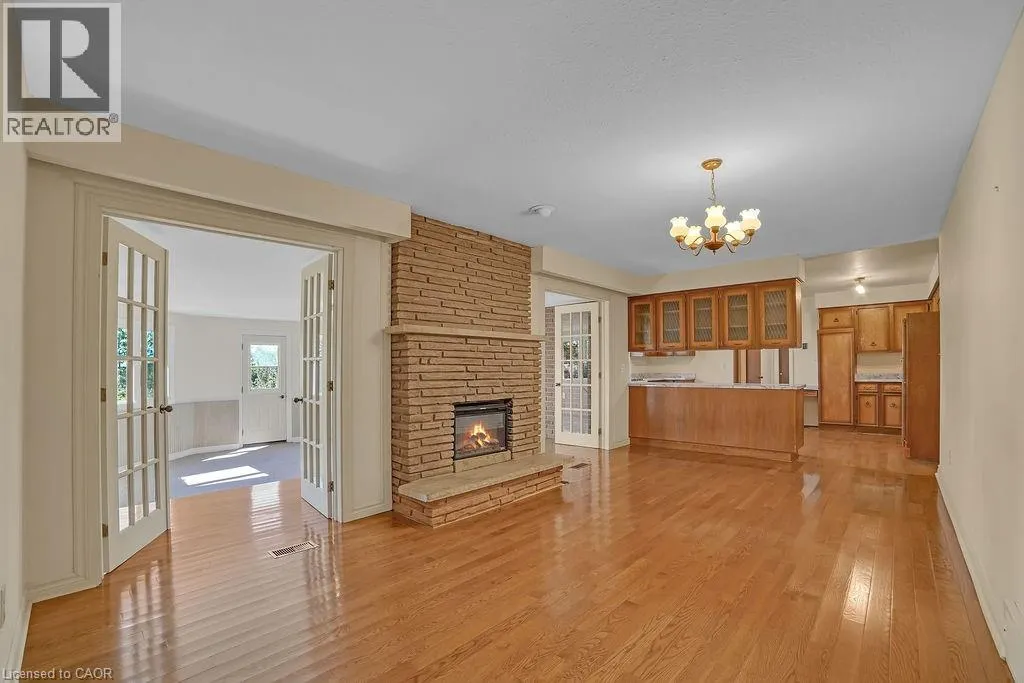 585 JUNCTION Road