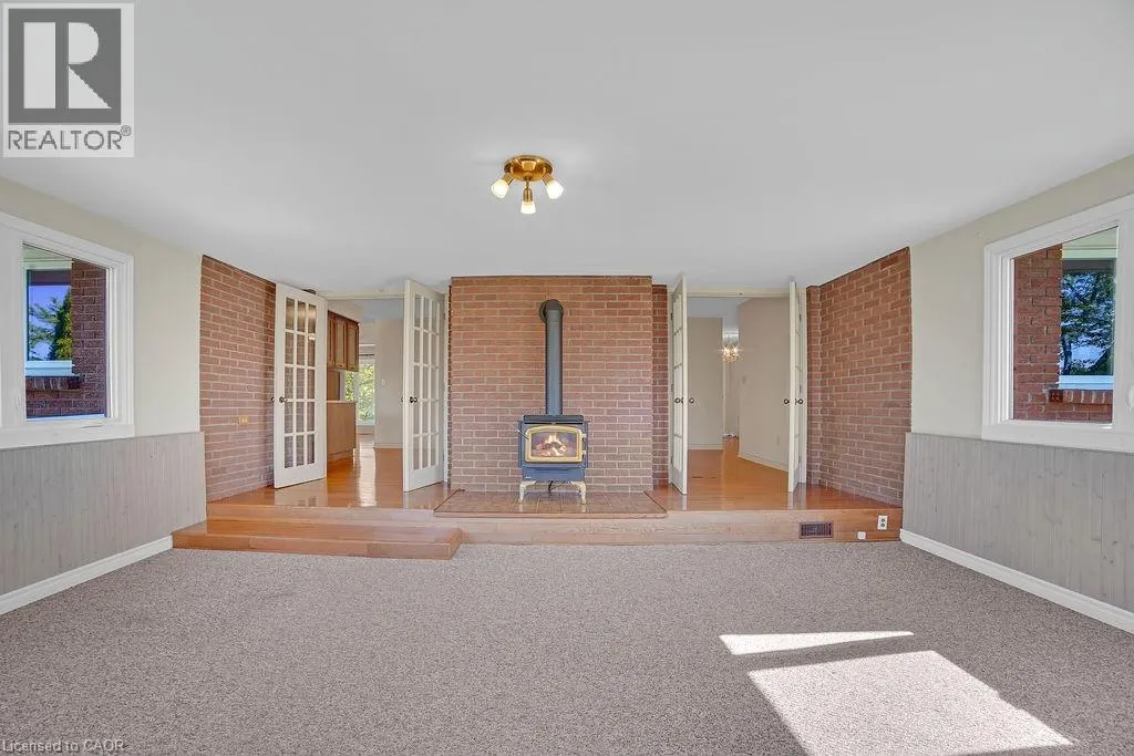 585 JUNCTION Road