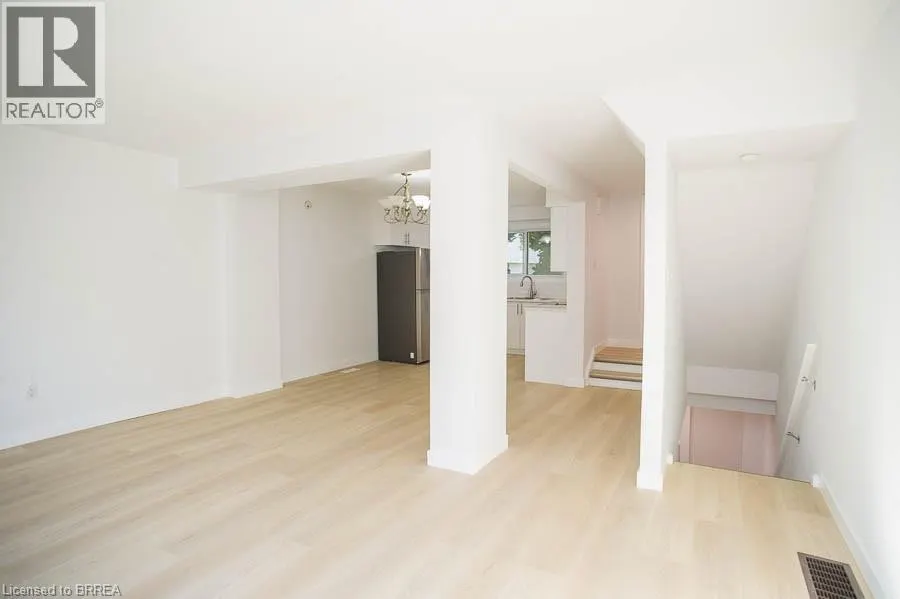 279 STANLEY Street Unit# A, #A