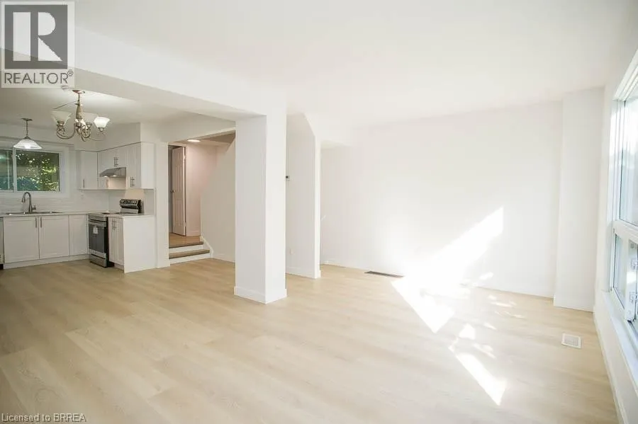 279 STANLEY Street Unit# A, #A