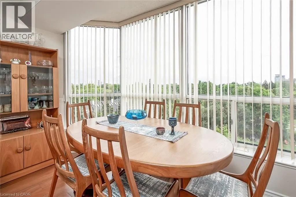1276 MAPLE CROSSING Boulevard Unit# 612, #612