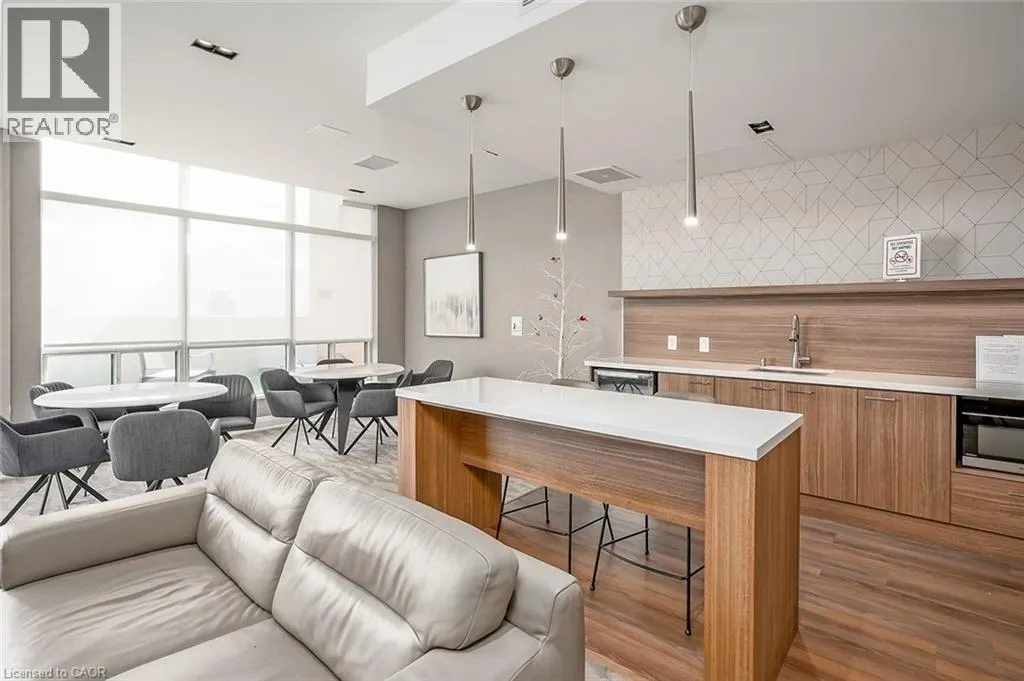 1276 MAPLE CROSSING Boulevard Unit# 612, #612