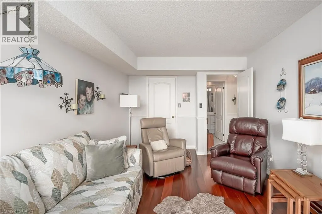 1276 MAPLE CROSSING Boulevard Unit# 612, #612