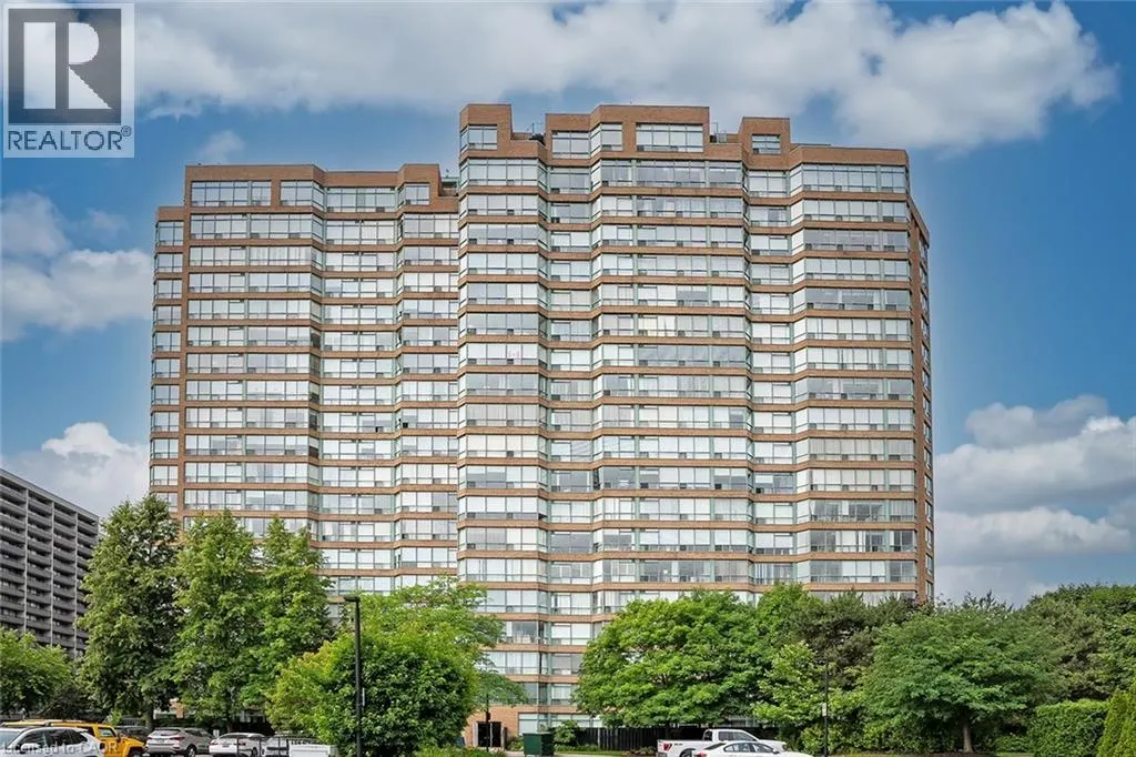 1276 MAPLE CROSSING Boulevard Unit# 612, #612