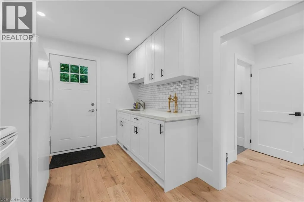 199 BALMORAL Avenue N Unit# 2, #2