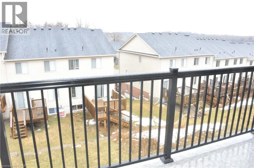 160 ROCHEFORT Street Unit# D3, #D3