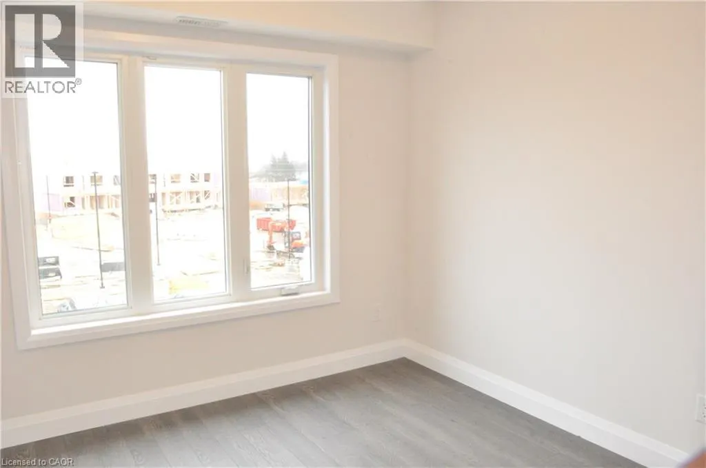160 ROCHEFORT Street Unit# D3, #D3