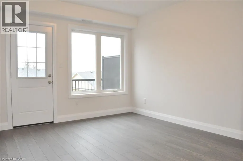 160 ROCHEFORT Street Unit# D3, #D3