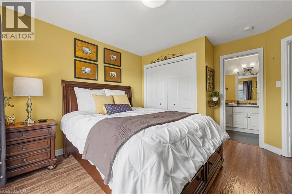 70 WILLOWRUN Drive Unit# A2, #A2
